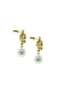 Marni Pink Flower Pearl Stud 7 Marni Pink Flower Pearl Stud -Alamour The Label Shop 15 3f51a5ed 8b66 4a95 a59e b01d13a3046b