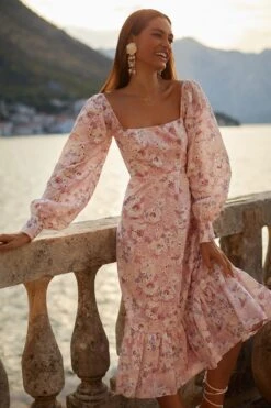 Sanela Dress -Alamour The Label Shop 32 59997f4b ac5e 4a6c bca7 1c51a6357d1e