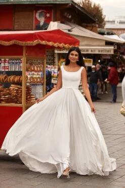 Elnara Gown -Alamour The Label Shop 35 18d06904 605c 4f63 959b 7226633dc9f1