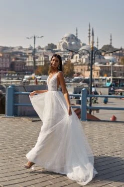 Ece Gown -Alamour The Label Shop 37 028d76a7 0040 46b9 a3f2 2e5a01e55af4