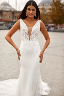 Nazan Gown -Alamour The Label Shop 43 37b8982d b33d 4f97 aa0a d26d4c1dfe83