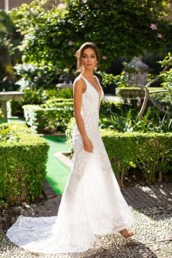 Luriana - White 10 Luriana - White -Alamour The Label Shop 50